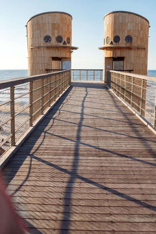 Sunny Sea View Studio Daire Herzelia Dış mekan fotoğraf